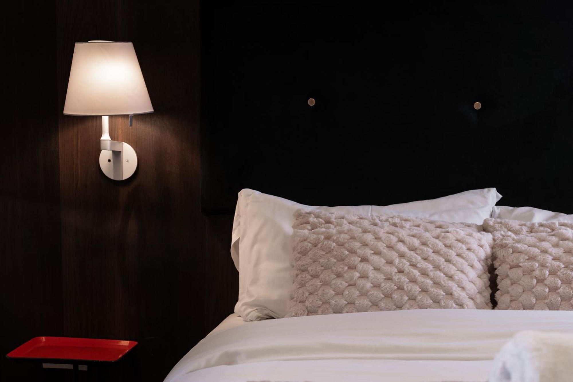 The Whitechapel Hotell London Eksteriør bilde